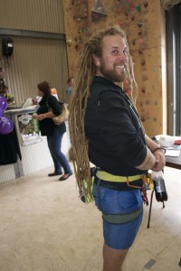 Matt sheds his dreads for Australian cancer research charity