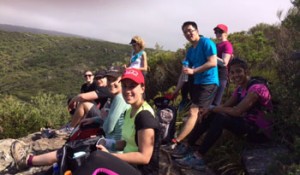 Qantas team tackle 27km coastal trek in just one day!