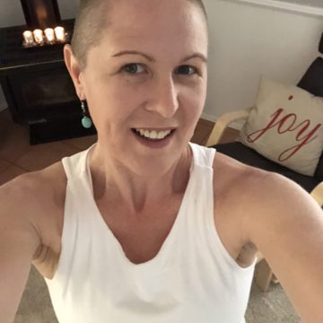 Carol Shaves her Head in Honour of Friend